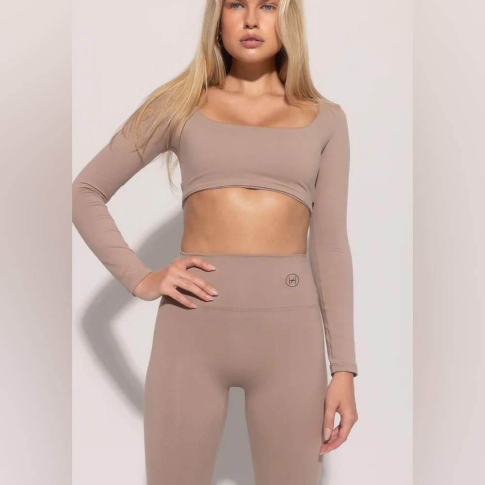 Heros Soft Sculpt Leggings in Clay - M